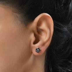 Natural Thai Black Spinel Floral Stud Earrings In Sterling Silver 1.00 Ctw -Jewelry store 7189690 2