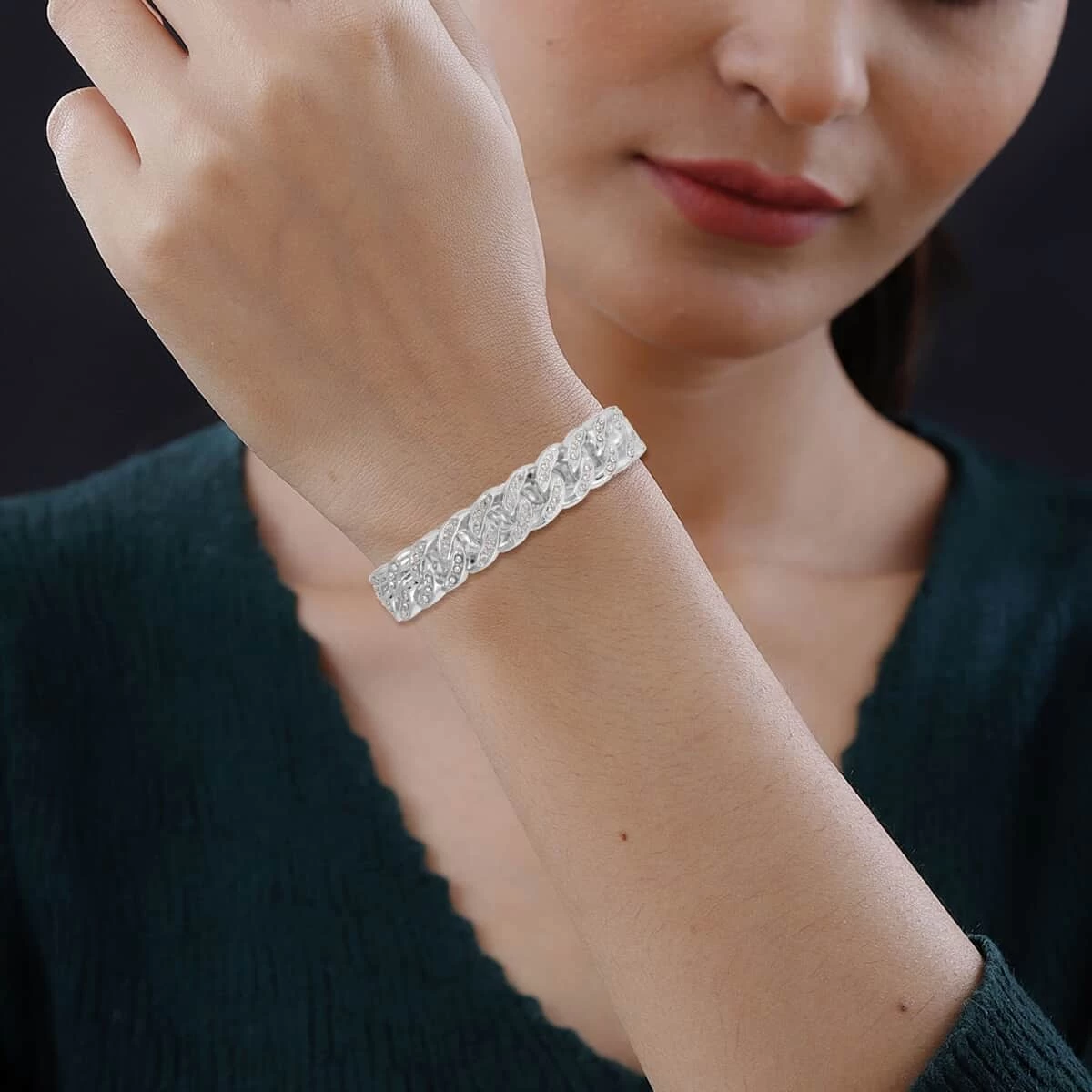 Austrian Crystal Curb Chain Bangle Bracelet In Silvertone (6.75 In) 5 Austrian Crystal Curb Chain Bangle Bracelet In Silvertone (6.75 In) - Image 3