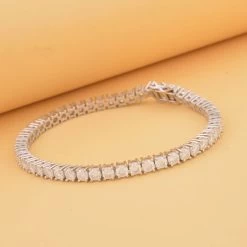 Moissanite Tennis Bracelet In Platinum Over Sterling Silver (8.00 In) 15.50 Ctw -Jewelry store 7426146 1