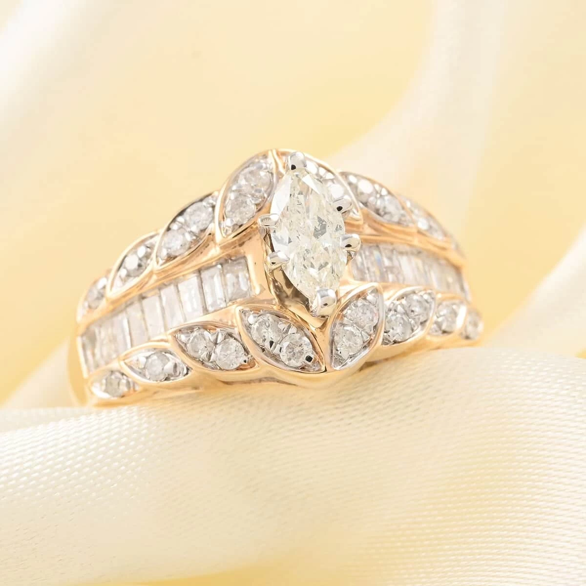 10K Yellow Gold Diamond Ring, 10K Yellow Gold Ring, Diamond Cluster Ring 5.40 Grams 1.00 Ctw 4 10K Yellow Gold Diamond Ring, 10K Yellow Gold Ring, Diamond Cluster Ring 5.40 Grams 1.00 Ctw - Image 2