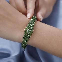 Chrome Diopside Floral Spray Bangle Bracelet In Platinum Over Sterling Silver (7.25 In) 10.60 Ctw -Jewelry store 7507569 2