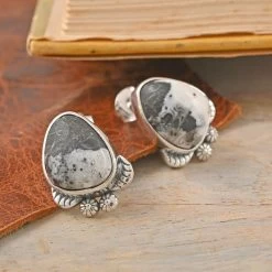 Artisan Crafted White Buffalo Earrings In Sterling Silver 9.00 Ctw 8 Artisan Crafted White Buffalo Earrings In Sterling Silver 9.00 Ctw -Jewelry store 7514410 1
