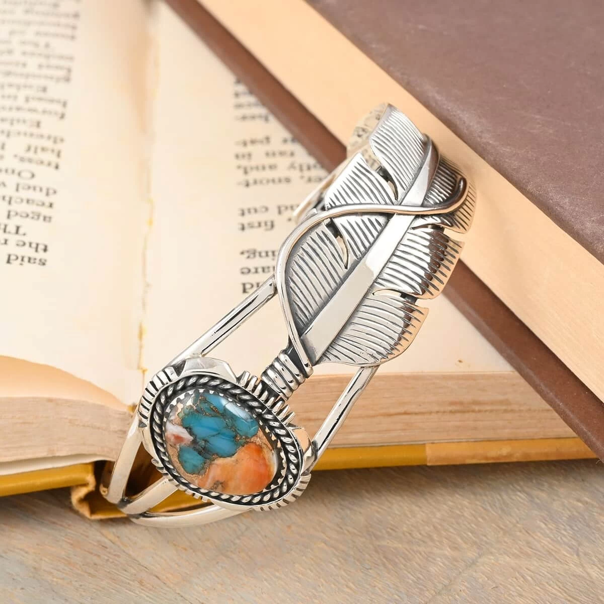 Santa Fe Style Spiny Turquoise Cuff Bracelet In Sterling Silver (6.50 In) 7.00 Ctw 4 Santa Fe Style Spiny Turquoise Cuff Bracelet In Sterling Silver (6.50 In) 7.00 Ctw - Image 2