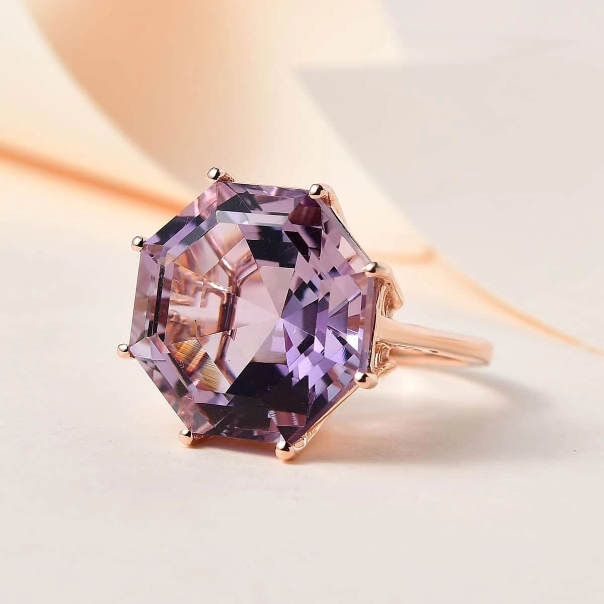 AAA Rose De France Amethyst Solitaire Ring In Vermeil Rose Gold Over Sterling Silver 22.10 Ctw 4 AAA Rose De France Amethyst Solitaire Ring In Vermeil Rose Gold Over Sterling Silver 22.10 Ctw - Image 2