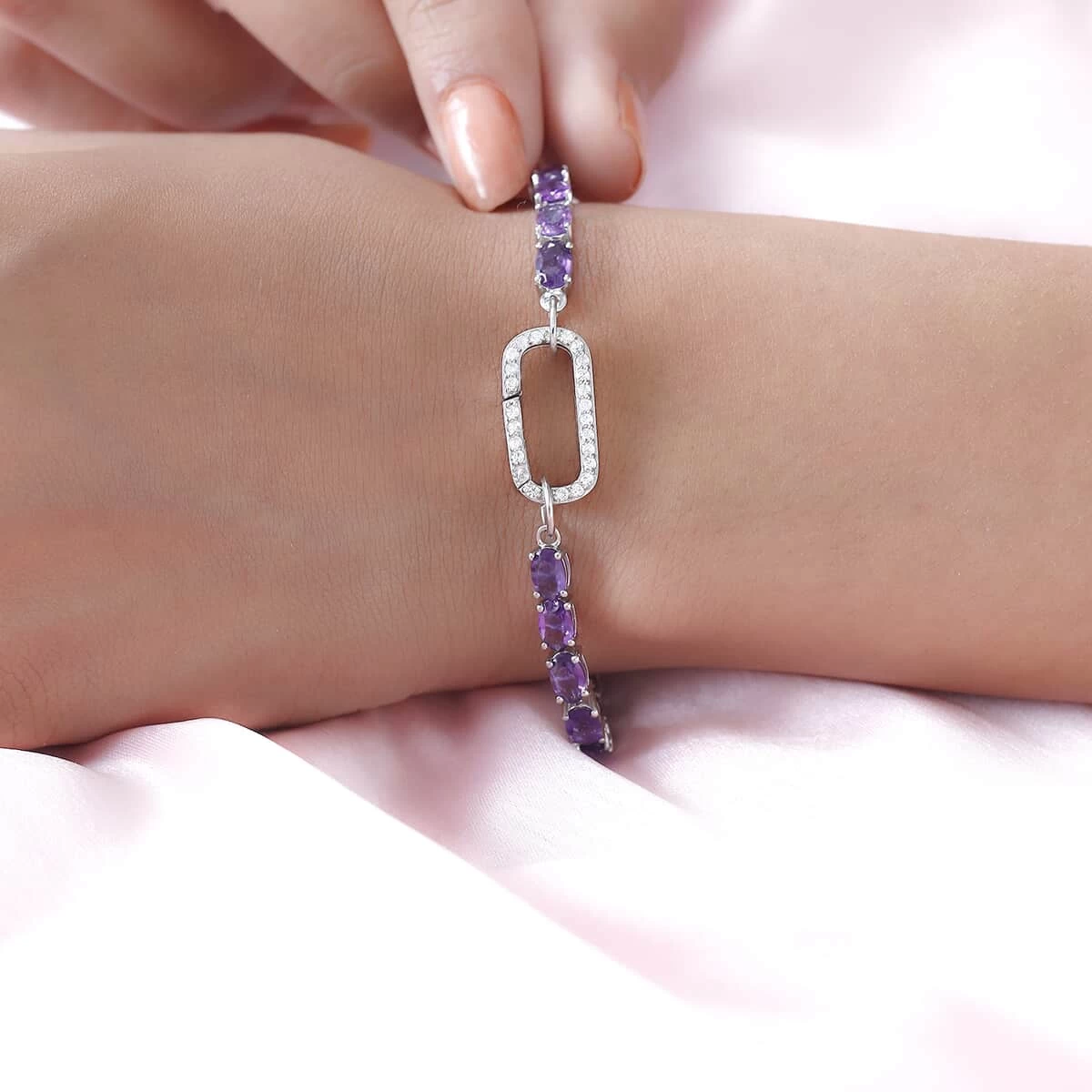 Amethyst And Natural White Zircon Bracelet In Platinum Over Sterling Silver (7.25 In) 9.65 Grams 11.65 Ctw 5 Amethyst And Natural White Zircon Bracelet In Platinum Over Sterling Silver (7.25 In) 9.65 Grams 11.65 Ctw - Image 3