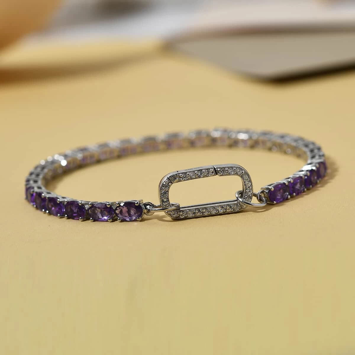 Amethyst And Natural White Zircon Bracelet In Platinum Over Sterling Silver (7.25 In) 9.65 Grams 11.65 Ctw 6 Amethyst And Natural White Zircon Bracelet In Platinum Over Sterling Silver (7.25 In) 9.65 Grams 11.65 Ctw - Image 4
