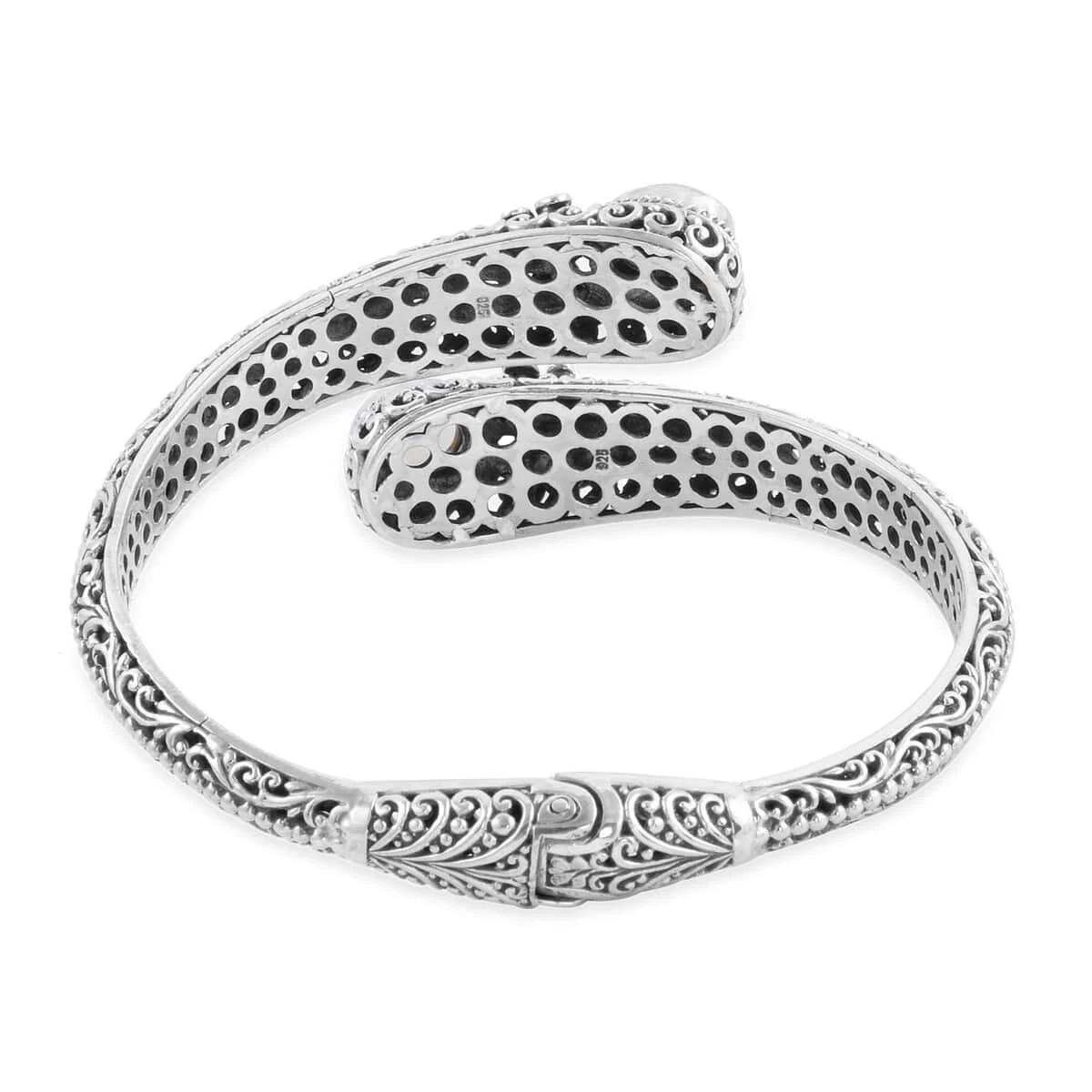 DOORBUSTER BALI LEGACY Ethiopian Welo Opal Cuff Bracelet In Sterling Silver (7.50 In) (30 G) 3.20 Ctw 7 DOORBUSTER BALI LEGACY Ethiopian Welo Opal Cuff Bracelet In Sterling Silver (7.50 In) (30 G) 3.20 Ctw - Image 5